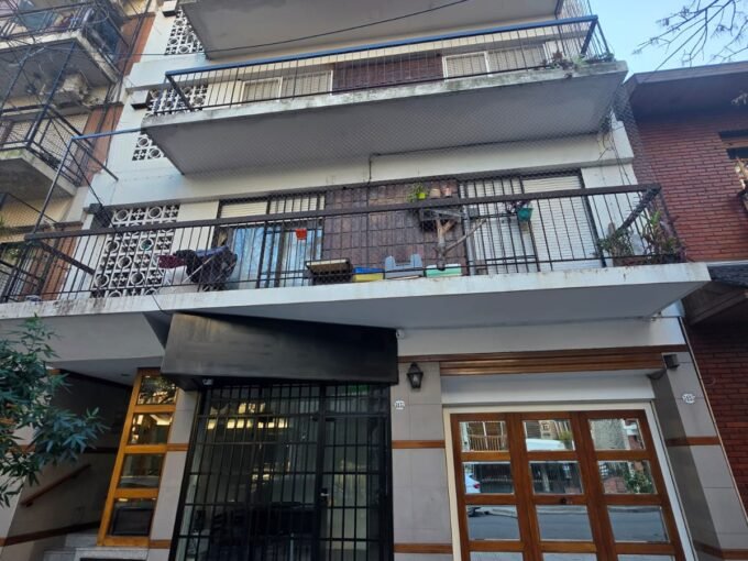 Departamento 2 ambientes con balcon contra frente 46m2