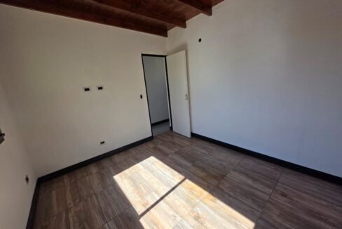 WhatsApp Image 2025-09-26 at 11.21.08 (1)