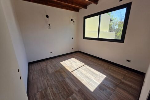 WhatsApp Image 2025-09-26 at 11.21.08 (2)