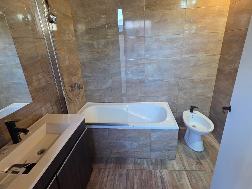 WhatsApp Image 2025-09-26 at 11.21.12 (1)