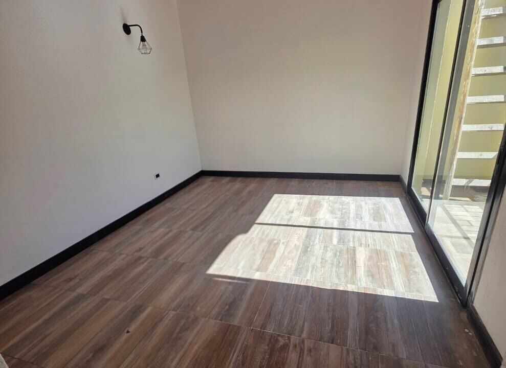 WhatsApp Image 2025-09-26 at 11.21.14