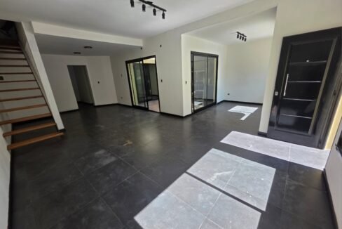 WhatsApp Image 2025-09-26 at 11.21.17 (1)