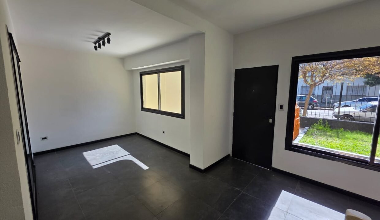 WhatsApp Image 2025-09-26 at 11.21.17