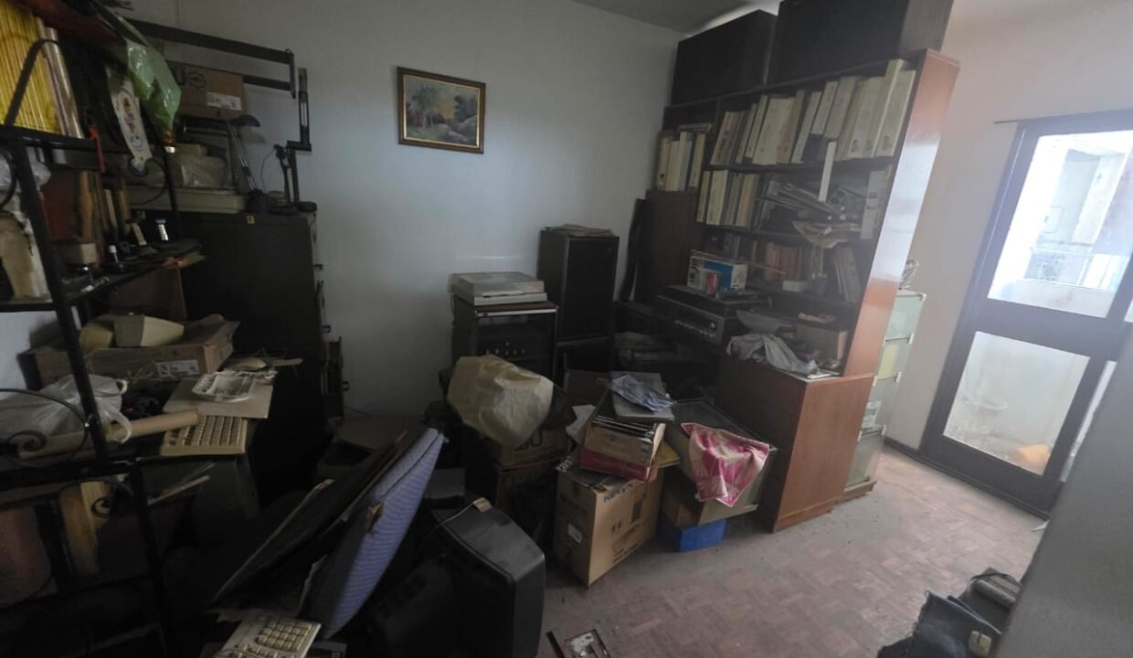 WhatsApp Image 2025-10-18 at 09.40.27 (2)