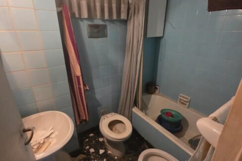 WhatsApp Image 2025-10-18 at 10.10.01