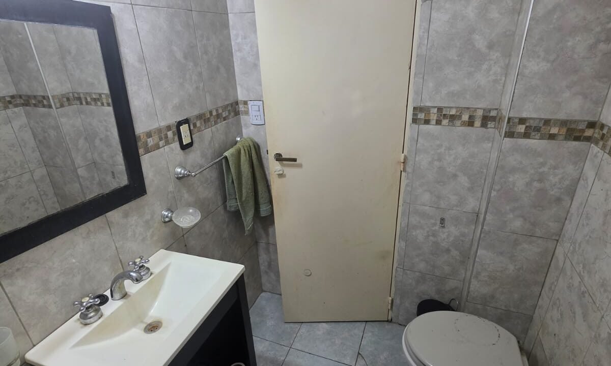 WhatsApp Image 2025-11-10 at 16.10.05