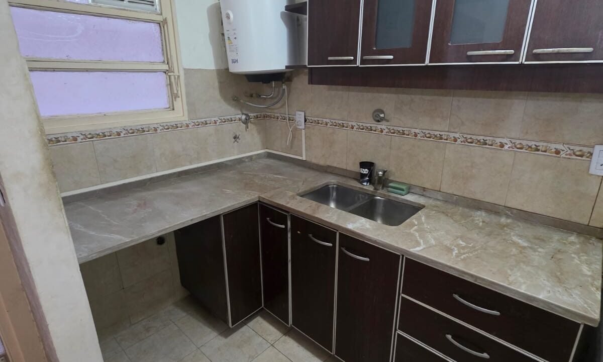 WhatsApp Image 2025-11-10 at 16.10.07 (2)