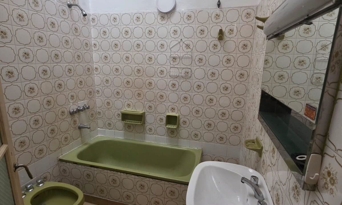 WhatsApp Image 2025-11-11 at 16.01.48 (1)