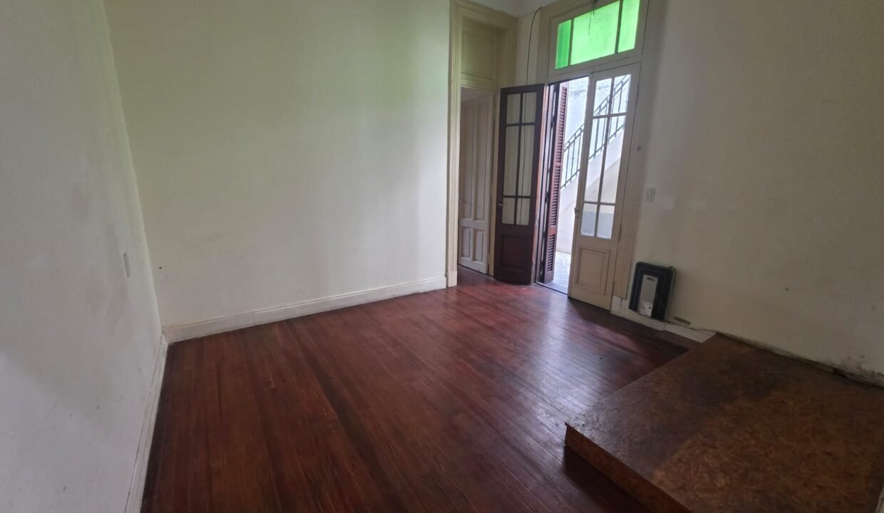 WhatsApp Image 2025-11-11 at 16.01.48 (2)