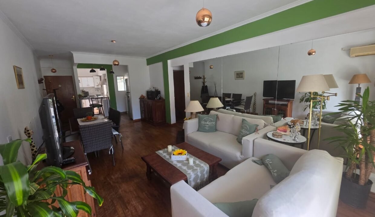 WhatsApp Image 2025-12-02 at 11.20.10 (3)