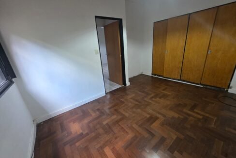 WhatsApp Image 2025-12-02 at 16.52.47 (1)