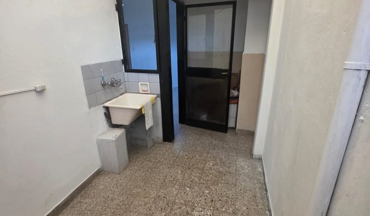 WhatsApp Image 2025-12-02 at 16.52.48