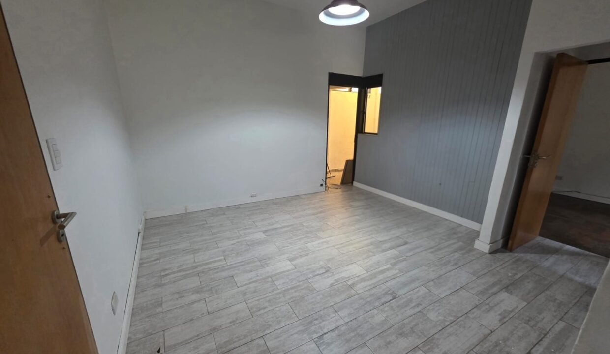 WhatsApp Image 2025-12-02 at 16.52.49 (1)