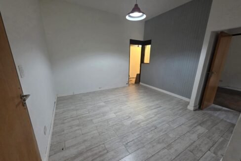 WhatsApp Image 2025-12-02 at 16.52.49 (1)