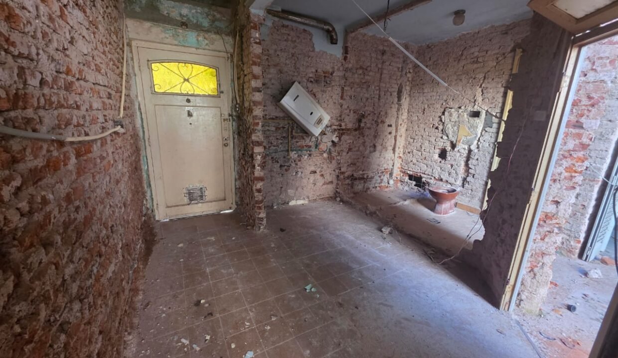 WhatsApp Image 2026-01-15 at 09.37.50 (1)